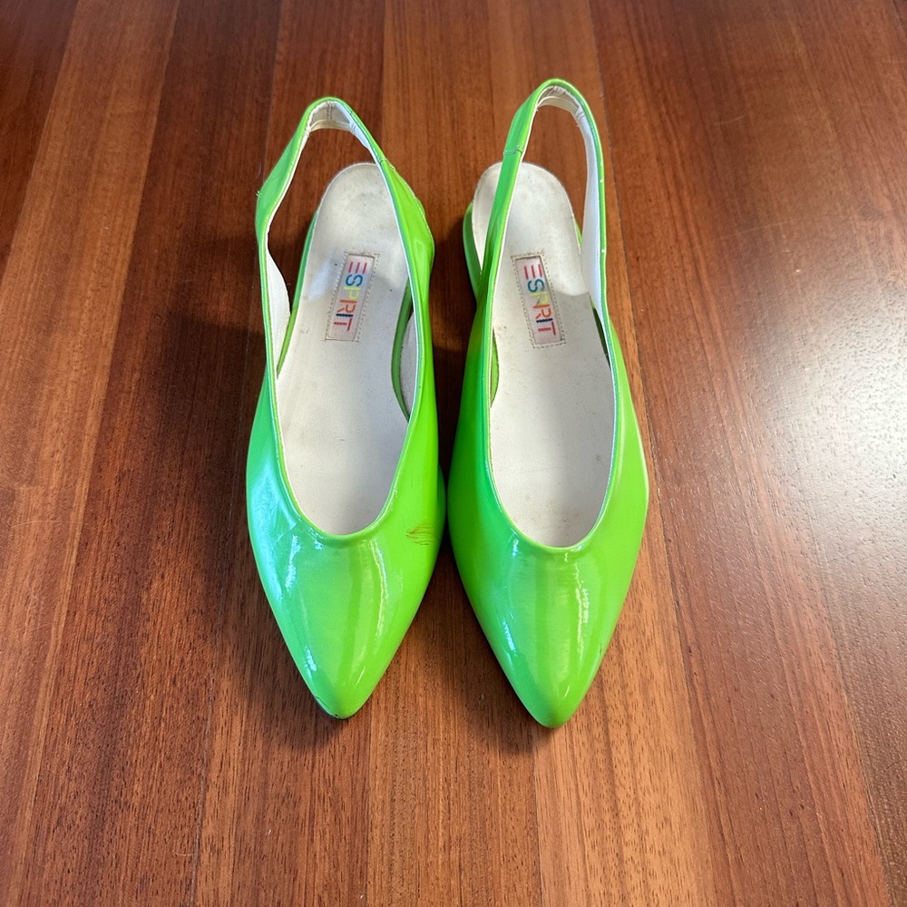 Closeout - Vintage ESPIRIT Green Flats
